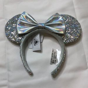 Silver Minnie Mouse Disney Parks Ear Headband